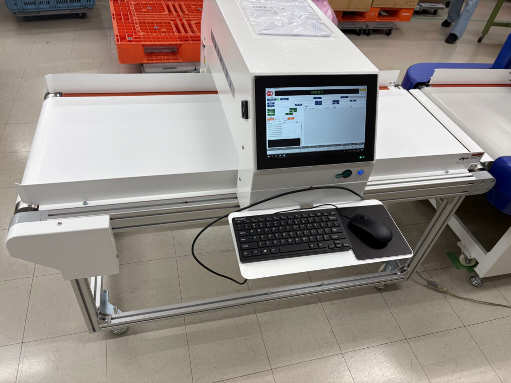 コンベア型RFIDリーダー（株）ハシマHRF-CR2